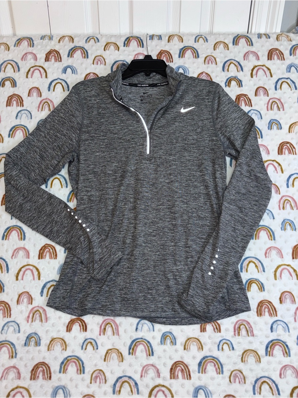Nike Men's Heather Gray Quarter-Zip Performance Pullover